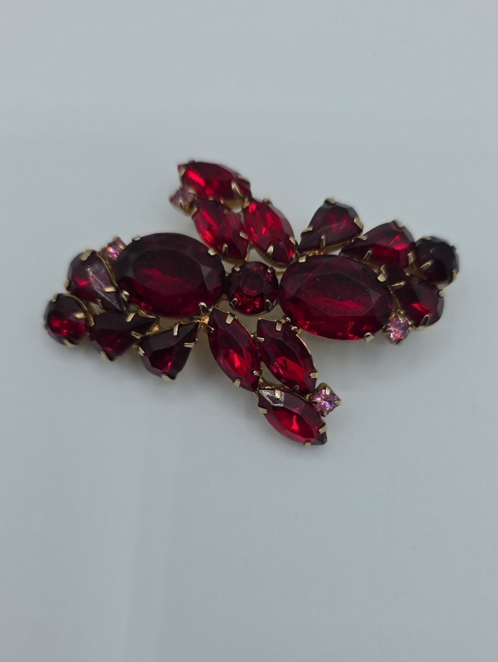 Red Crystal Floral Cluster Brooch - Classic Women Jewelry